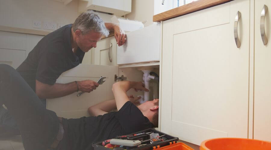 Professional burst pipe repair services in Koshkonong, MO
